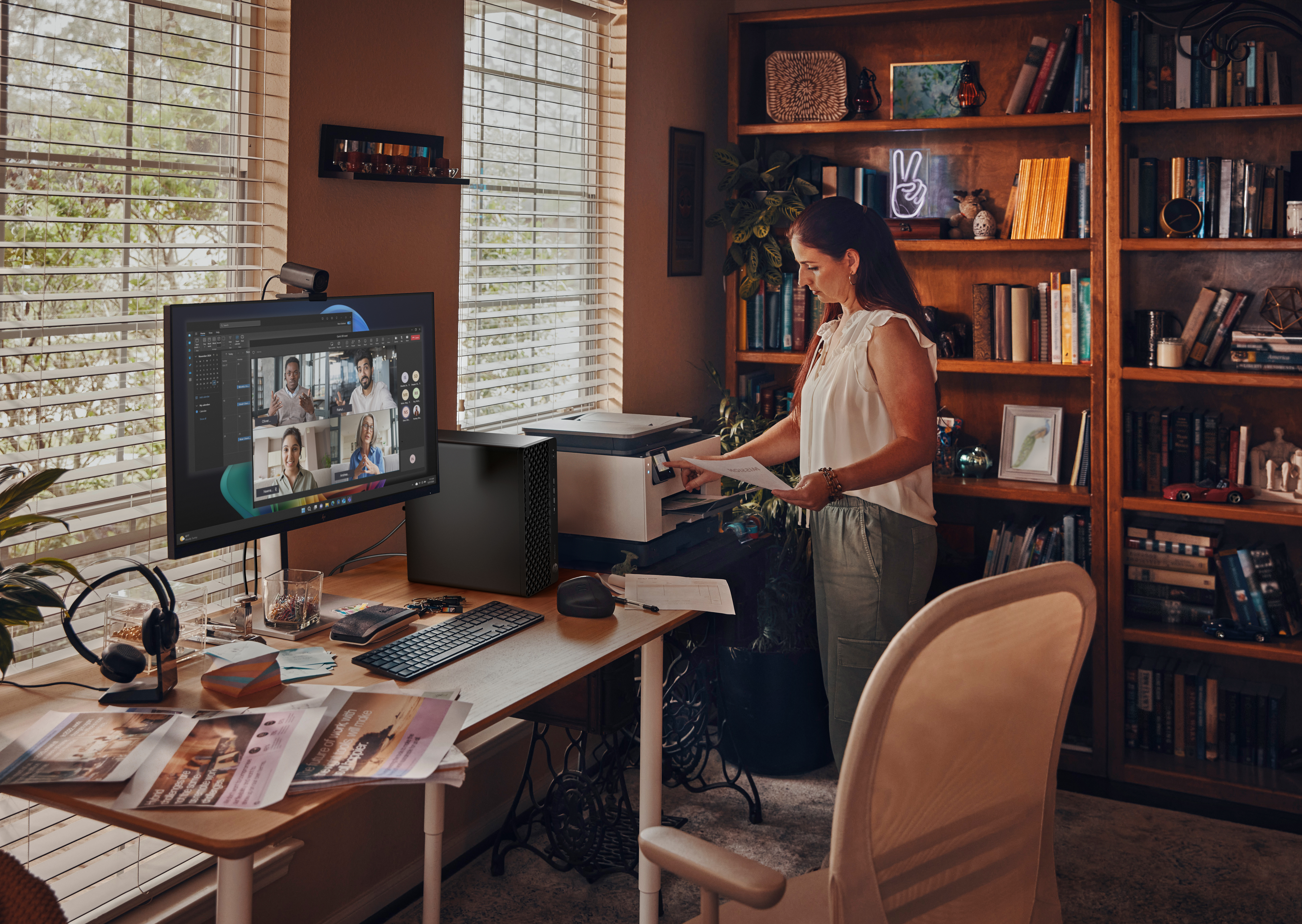 HP ProDesk 4 Tower G1i Desktop AI PC — miniatura 17