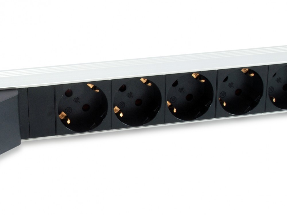 EQUIP REGUA 19" 6 TOMADAS SCHUKO 16A PDU C/DISJUNTOR ALU. 1.8MT — miniatura 3